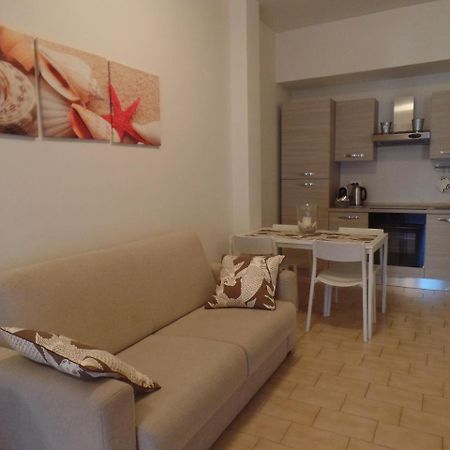 Casavacanze Castelli Di Sabbia Порто-Сант'Ельпідіо Екстер'єр фото